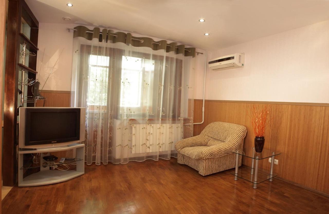 Apartment In The City Center Dnipro Exterior photo