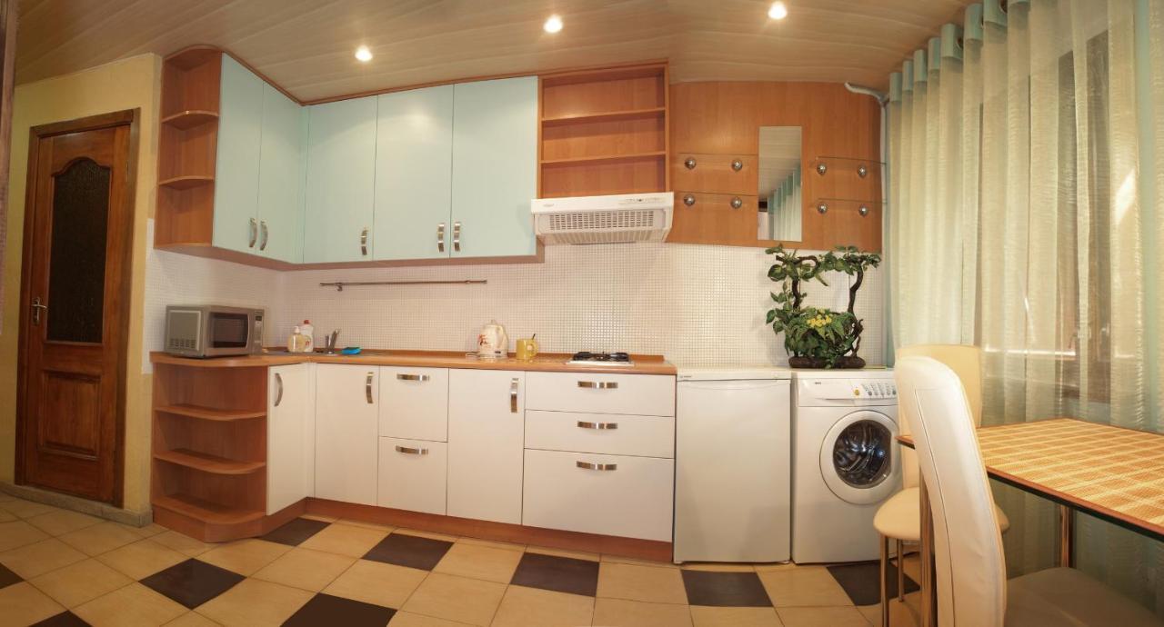 Apartment In The City Center Dnipro Exterior photo